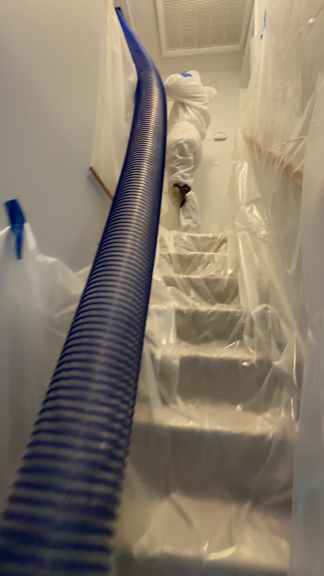 Fiberglass Removal 1 - frame at 0m29s