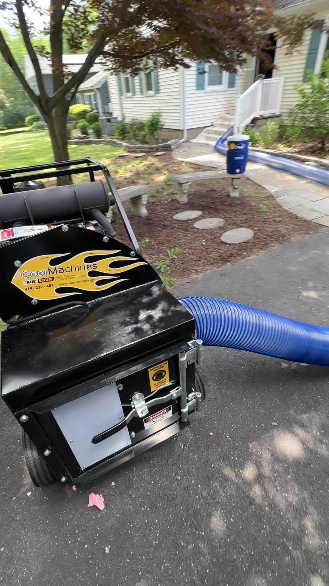 Fiberglass Removal 1 - frame at 0m8s